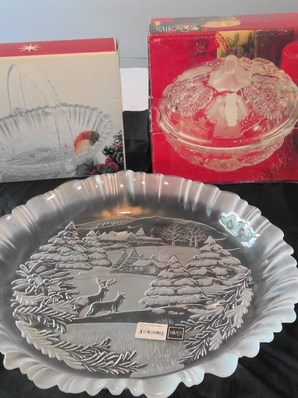 3 winter themed serving dishes and platter